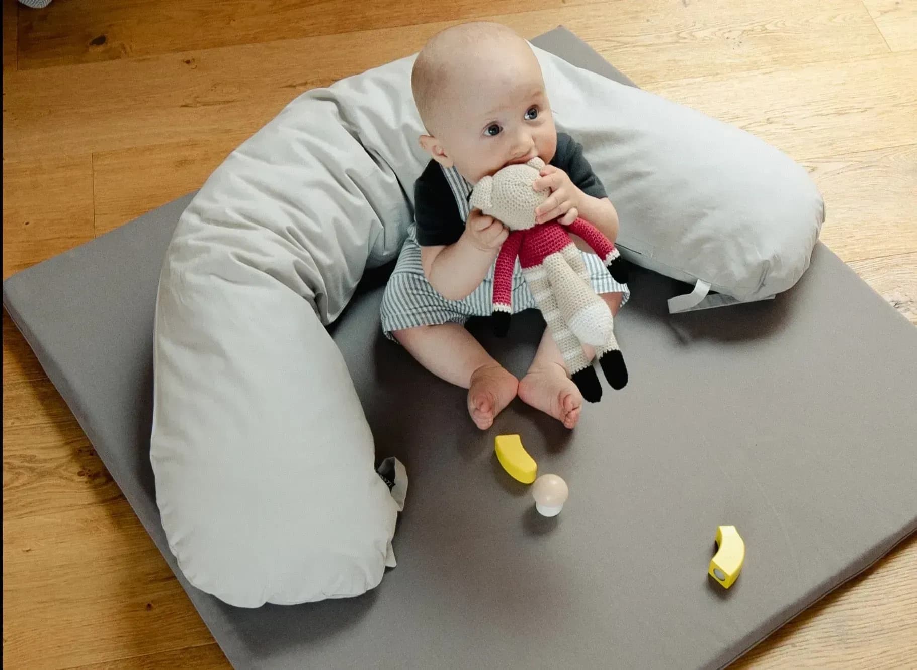 Stillkissen uni, weich, nachhaltig, ideal für Baby & Mama